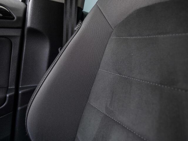 Volkswagen GOLF Variant 1.5 TSI Highline Business R