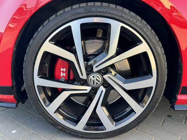 Volkswagen GOLF 2.0 TSI GTI Clubsport DSG| NL-auto | Pano | Dynaudio | Apple/and