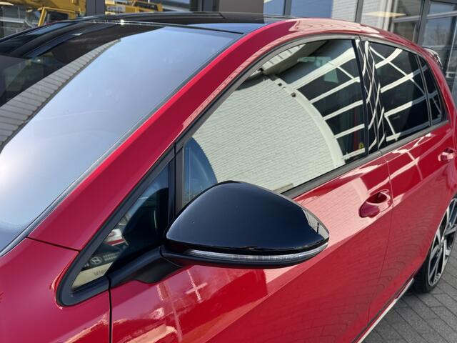 Volkswagen GOLF 2.0 TSI GTI Clubsport DSG| NL-auto | Pano | Dynaudio | Apple/and