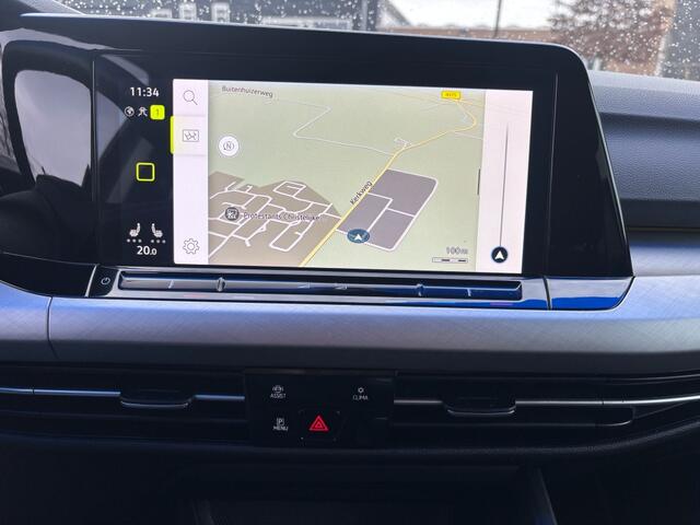 Volkswagen GOLF Variant 1.5 TSI Life Grijs Xenon Alcantara 2021 Virtual Dash