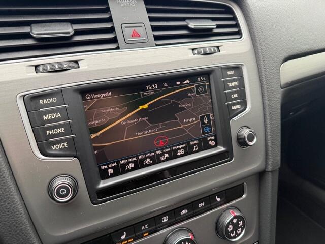 Volkswagen GOLF 1.2 TSI DSG Comfortline / 1 JAAR GARANTIE / Pano