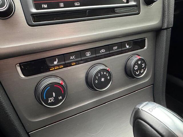 Volkswagen GOLF 1.2 TSI DSG Comfortline / 1 JAAR GARANTIE / Pano