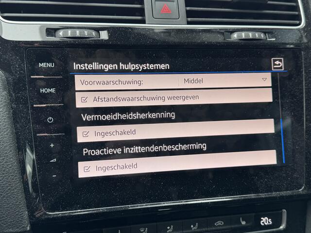 Volkswagen GOLF 1.5 TSI 150pk DSG Highline Navigatie LED Stoelverwarming Massage Climate Control Virtual Cockpit
