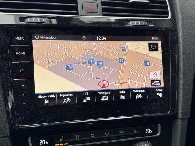 Volkswagen GOLF 1.5 TSI 150pk DSG Highline Navigatie LED Stoelverwarming Massage Climate Control Virtual Cockpit