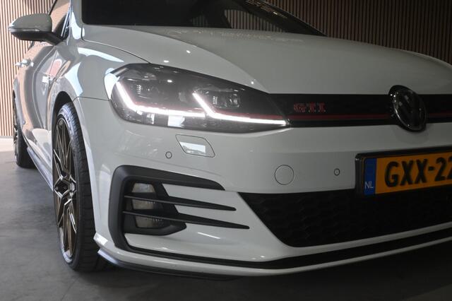 Volkswagen GOLF 2.0 TSI GTI Performance trekhaak digital cockpit