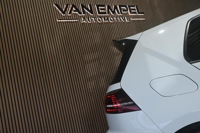 Volkswagen GOLF 2.0 TSI GTI Clubsport schaalstoelen