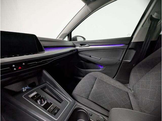 Volkswagen GOLF 1.5 eTSI |PANO|STOELVERWARMING