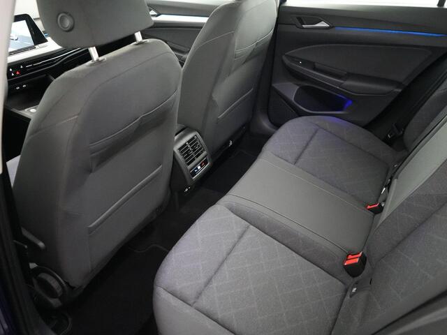 Volkswagen GOLF 1.5 TSI Life Business Carplay |