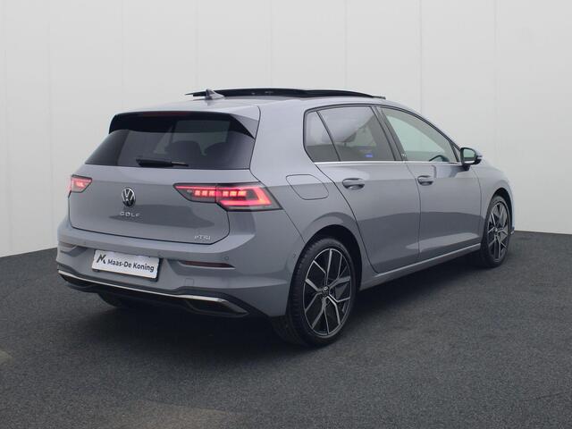 Volkswagen GOLF 1.5eTSI/150PK Style 50 Edition DSG · Panoramadak · Apple/Android · Massagefunctie · Camera · Garantie t/m 05-12-2026