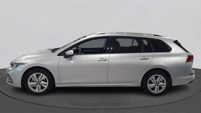 Volkswagen GOLF Variant 1.0 TSI Life Business | Camera | Ergonomische stoel | App Connect | Navigatie |