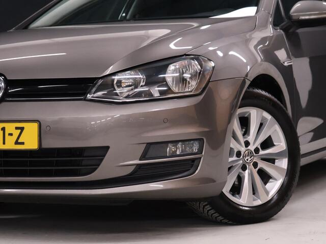 Volkswagen GOLF 1.0 TSI Comfortline [TREKHAAK, CRUISE CONTROL, BLUETOOTH TELEFOON, PDC V+A, AUTOMATISCHE AIRCO, NAVIGATIE, LICHTMETALEN VELGEN, NIEUWSTAAT]