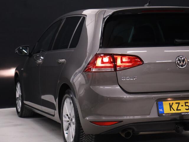 Volkswagen GOLF 1.0 TSI Comfortline [TREKHAAK, CRUISE CONTROL, BLUETOOTH TELEFOON, PDC V+A, AUTOMATISCHE AIRCO, NAVIGATIE, LICHTMETALEN VELGEN, NIEUWSTAAT]