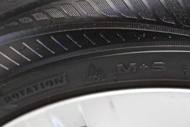 Volkswagen GOLF 1.0 eTSI Life DSG | Navigatie Pro | Cruise Control | Lichtmetalen velgen