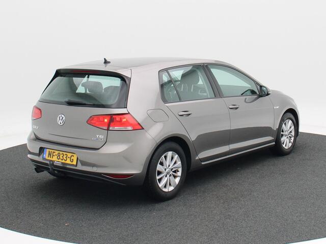Volkswagen GOLF 1.0 TSi Edition 115 Pk | Trekhaak | CarPlay | Cruise Control | Airco | Leder Stuurwiel | 15 Inch | 98.526 Km