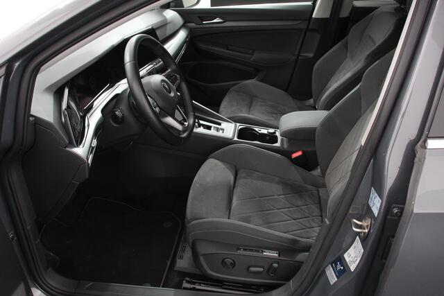 Volkswagen GOLF 1.0 eTSI Variant Style DSG Navigatie | Climate Control | Adaptive Cruise Control | Lane Assist | Privacy Glass | Stoel/Stuurverwarming | LED | PDC V+A | Camera | Electrisch bedienbare Achterklep