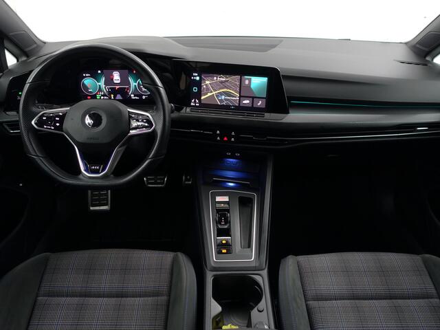 Volkswagen GOLF 1.4 eHybrid GTE Performance- Xenon Led Matrix, Stuur/Stoelverwarming, Sfeerverlichting, Carplay, Android Auto