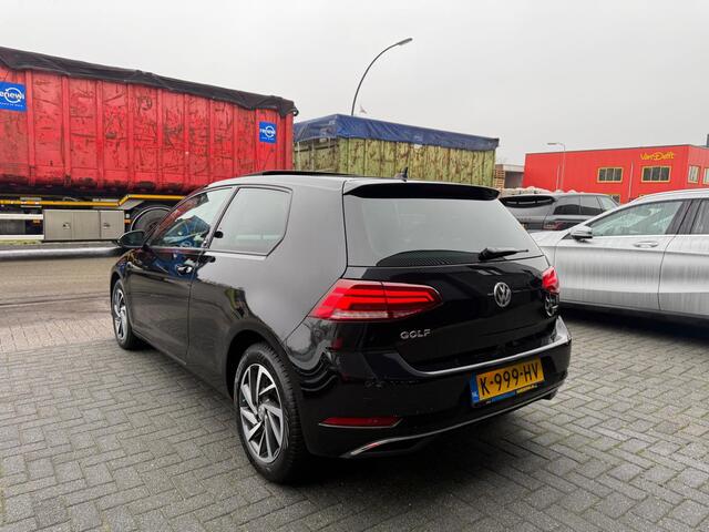 Volkswagen GOLF 1.0 TSI Trendline | 2E EIGENAAR | 12MND GARANTIE | ADAPTIEF CRUISE | PANODAK | DAB | STOELVERWARMING |