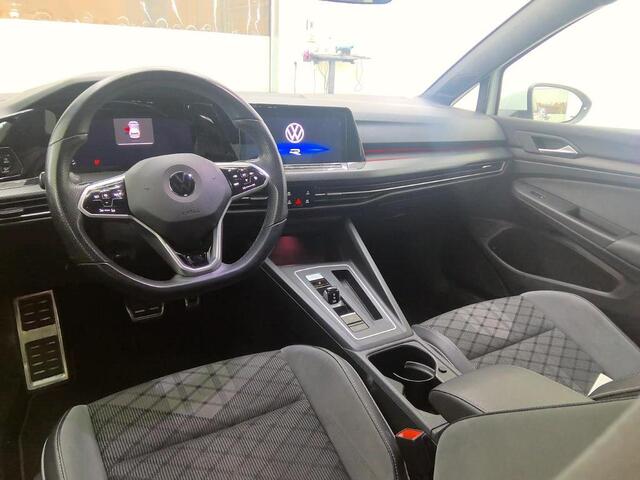 Volkswagen GOLF 1.5eTSI 150PK R-line Business LED/VIRTDASH/NAV/ACARPLAY