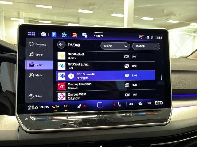 Volkswagen GOLF 1.5 eHybrid 204pk DSG Life Edition · Camera · Apple/Android Car Play · Keyless · Stoel&Stuurverwarming · 18'' Inch · Garantie t/m 12-06-2029 of 100.000km