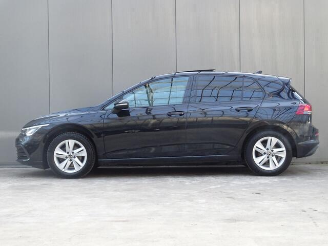Volkswagen GOLF 1.5 TSI Style * PANORAMADAK * KEYLESS * 4 SEIZOENSBANDEN !!