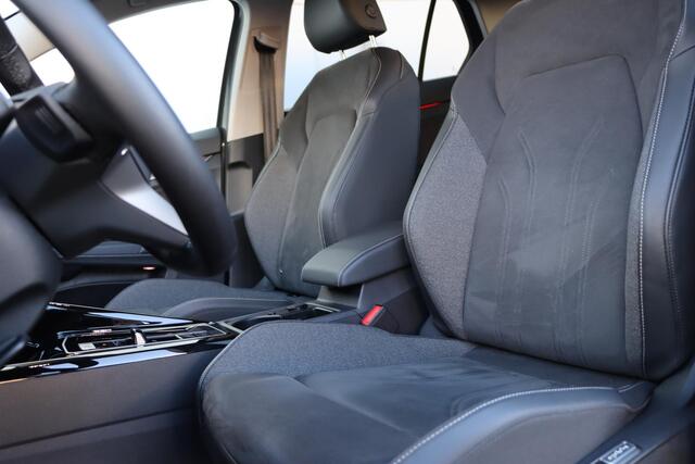 Volkswagen GOLF 1.5 eHybrid Style Edition | 360 Camera | Elektrische Stoelen | Massage