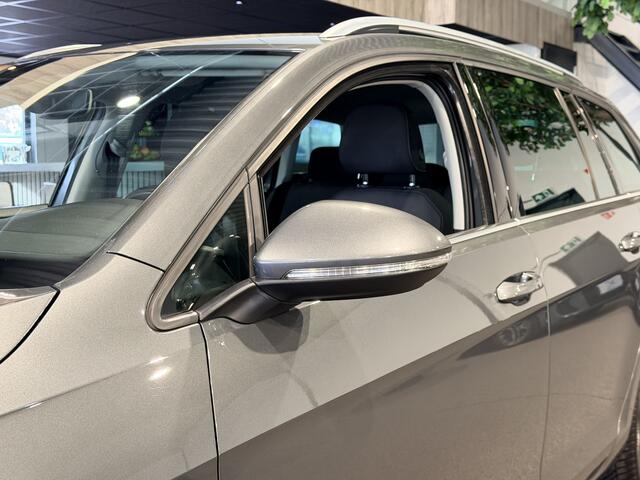 Volkswagen GOLF Variant 1.0 TSI Highline Navigatie | Stoelverwarming | Massage stoelen | Carplay/Android | Cruise control