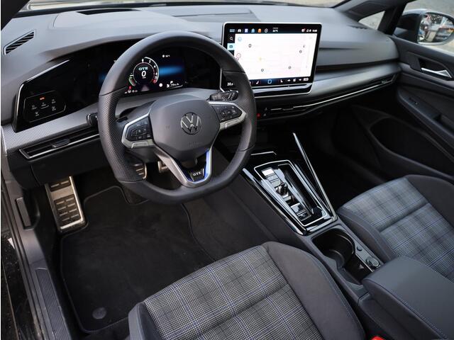 Volkswagen GOLF GTE 1.5 eHybrid 272PK | Panodak | Head-up | Keyless | Camera | IQ Light Matrix | Stoel&Stuurverwarming | Alarm |