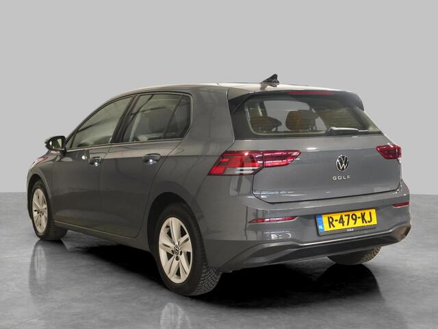 Volkswagen GOLF 1.0 TSI Life All-season | Stoel en stuurverwarming | Parkeersensoren | Adaptive Cruise | LED Verlichting