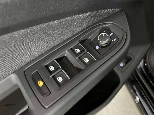 Volkswagen GOLF 1.4 eHybrid Style / AUTOMAAT/ PARK. SENSOREN/ MEMORY SEATS/ ERGO ACTIVE/ IQ. LIGHT/ STOEL-STUURVERWARM./ KEYLESS/ APP CONNECT/ ADAPT. CRUISE/ CLIMA/ DAB/ 17" LMV