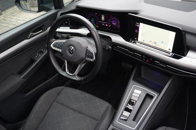 Volkswagen GOLF Variant 1.0 eTSI Life | PANO | H&K