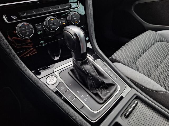 Volkswagen GOLF 1.5 TSI 150pk DSG R-Line (2x) (Pano,Virtual)