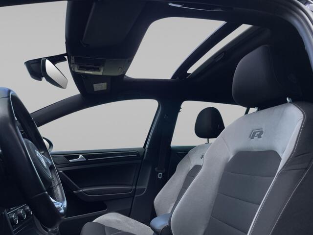 Volkswagen GOLF 1.0 TSI R-line Dynaudio Pano LED