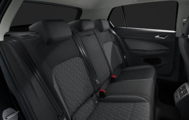 Volkswagen GOLF 1.5 eHybrid Life Edition !!!Profiteer ook van 4.000 euro inruilpremie!!!