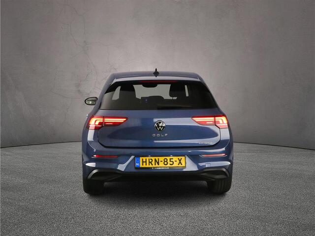 Volkswagen GOLF Life Edition 1.5 TSI eHybrid 204pk DSG Automaat Adaptive cruise control, Achteruitrijcamera, Stuurwiel verwarmd, App connect, Parkeersensoren, LED koplampen