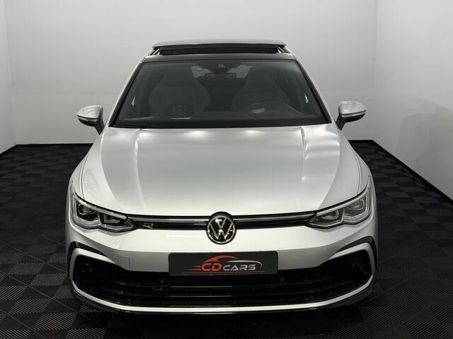 Volkswagen GOLF 1.5 TSI R-Line Panoramadak, Harman/Kardon, Camera, Navi, Keyless start, Sfeerverlichting, Lichtmetalen velgen