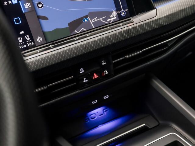 Volkswagen GOLF 2.0 TSI R 4Motion 320Pk Automaat (SCHUIFDAK, STOELVERWARMING/KOELING, LEDER, MEMORY SEATS, CAMERA, STUURWIEL VERWARMD, IQ LIGHT, APPLE CARPLAY, KEYLESS, SFEERVERLICHTING, NIEUWSTAAT)