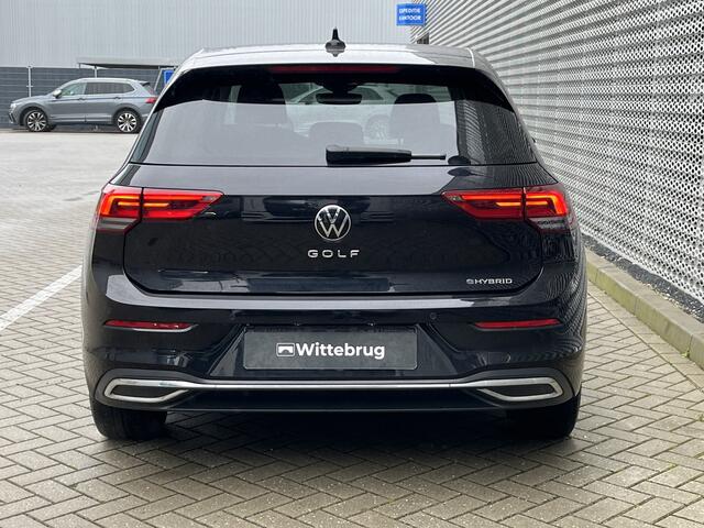 Volkswagen GOLF 1.4 eHybrid 204PK Style / Memory Seat / Stuur + Stoelverwarming / LED / Parkeersensoren V+A / Draadloze App-Connect **