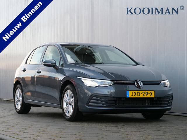 Volkswagen GOLF 1.0 eTSI Life Business 111 Pk Automaat Navigatie / Apple Carplay / DAB / Camera