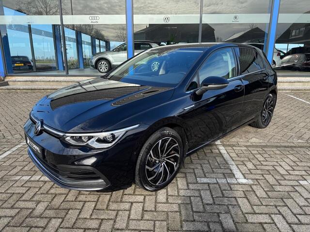 Volkswagen GOLF 1.5 eTSI Style | DSG | LED | Trekhaak | ACC | Navi | App-Conn. | Camera