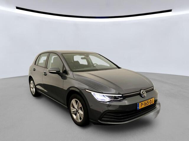 Volkswagen GOLF 1.0 eTSI Life / AUTOMAAT/ CAMERA/ NAVI/ 16" LMV