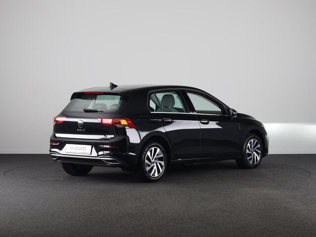 Volkswagen GOLF 1.4 eHybrid Style 204 pk Automaat (DSG) | Navigatie | Parkeersensoren | Autom. airco (3 zones) | Stoelverwarming | LED koplampen |