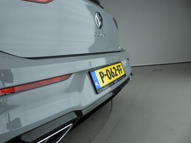 Volkswagen GOLF 1.5 eTSI R-Line Automaat | Stoelverwarming | Stuurverwarming | Active Cruise Control