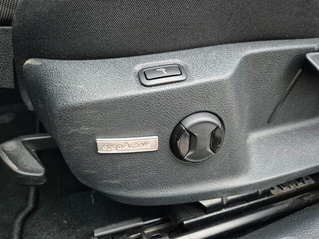 Volkswagen GOLF Variant 1.5 TSI Comfortline Business TREKHAAK MASSAGESTOEL ADD CRUISE