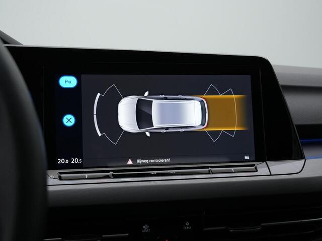 Volkswagen GOLF Variant 1.5 eTSI 130 pk DSG Style | Geheugen-/massagestoel | Adaptive Cruise | Carplay | Parkeersensoren voor/achter