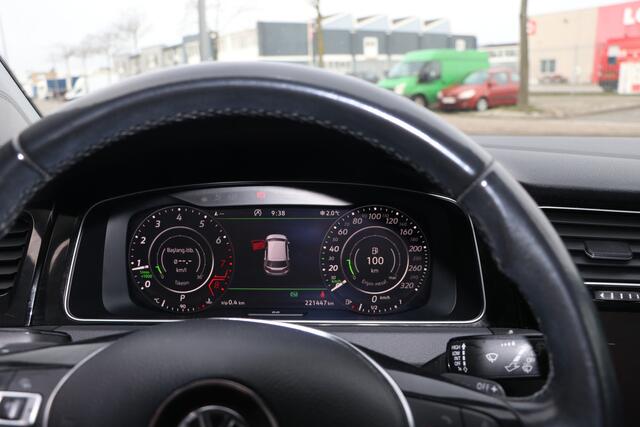 Volkswagen GOLF 1.5 TSI Highline Automaat Virtual Cockpit