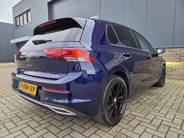 Volkswagen GOLF 1.5 eTSI Style Camera,massage,stuurverwarming!!