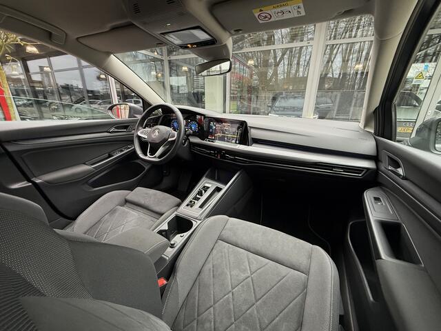 Volkswagen GOLF 1.5 eTSI 150PK AUT. *!* RADAR/ HuD/ 18 INCH/ MASSAGE/ CAMERA *!*