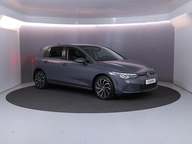 Volkswagen GOLF 1.0 eTSI Life 110 pk Automaat (DSG) | Verlengde garantie | Navigatie | Panoramadak | Parkeersensoren | Achteruitrijcamera | Autom. airco (3 zones) |