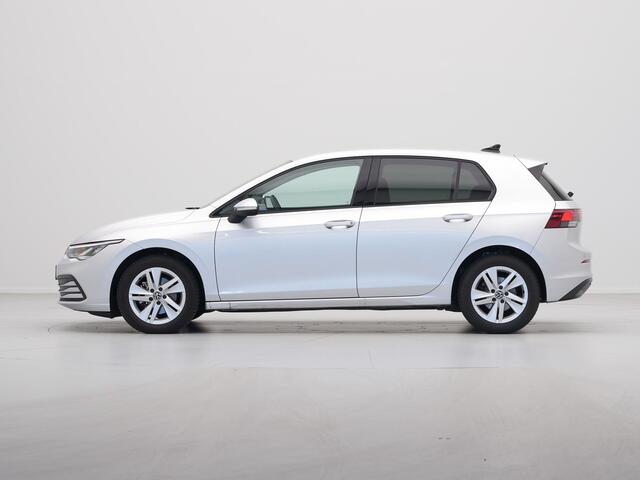 Volkswagen GOLF 1.0 eTSI 110pk Life Business DSG / Navigatie / Memory / Stoel+Stuurverwarming