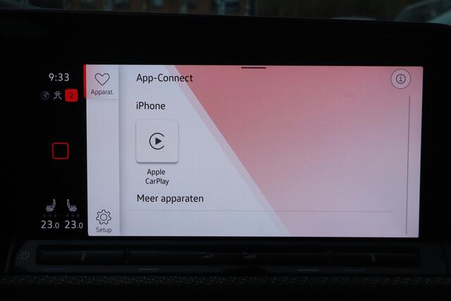 Volkswagen GOLF Variant 1.5 TSI R-Line - NL- Auto!! Elek.Trekh. I Pano I Stoel+Stuurverw.